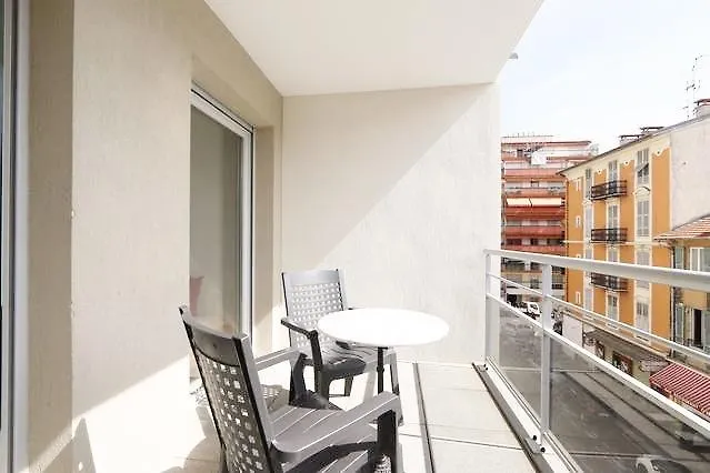 Ferienwohnung L'Allegro Nizza Apartment
